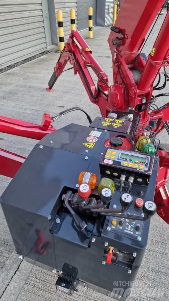 Unic URW 295 Mininosturit