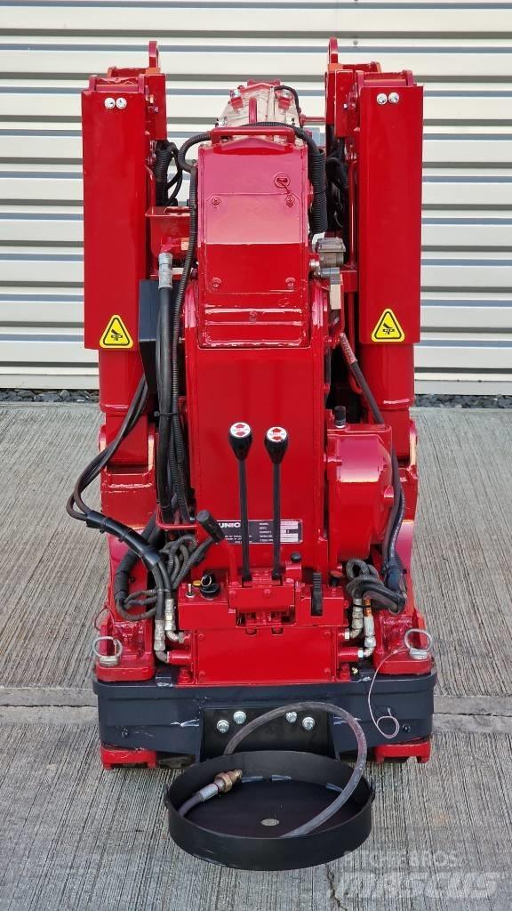 Unic URW 295 Mininosturit