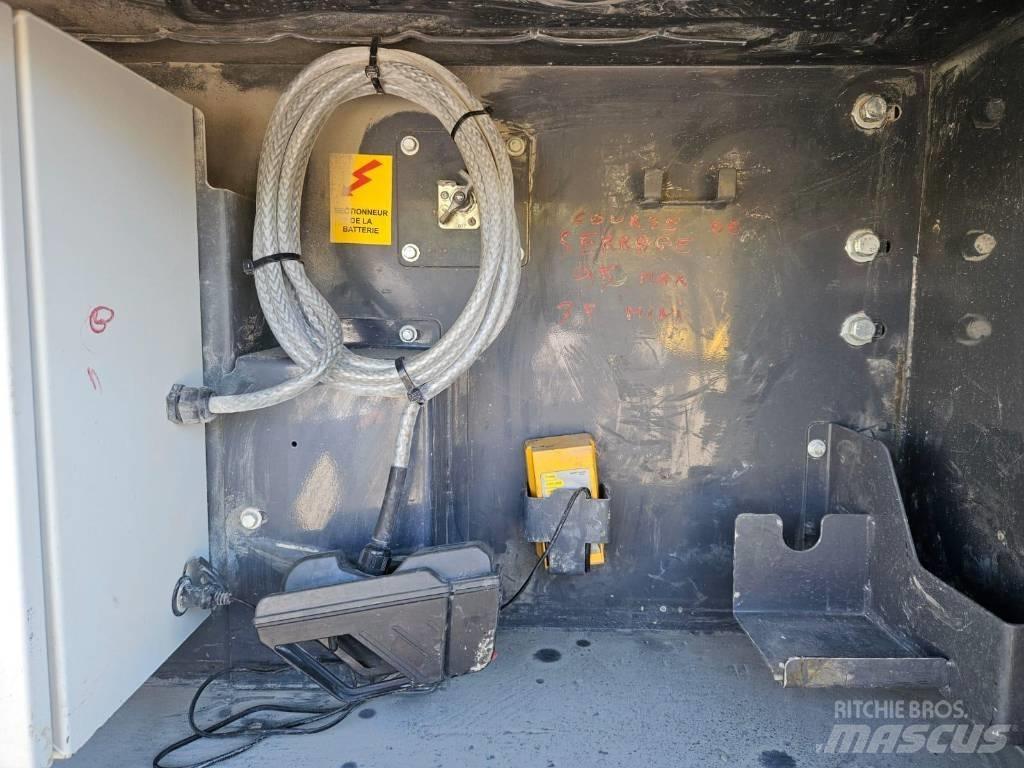 Sandvik QJ 341 Mobiilimurskaimet