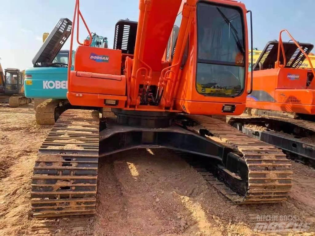 Doosan dh220lc-7 Telakaivukoneet