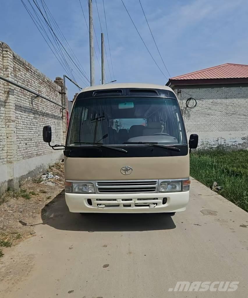Toyota Coaster Bus Minibussit