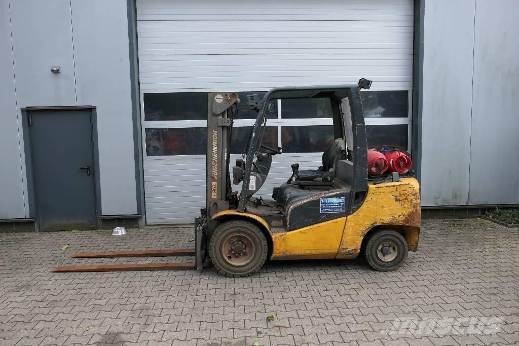Jungheinrich TFG 435 Nestekaasutrukit