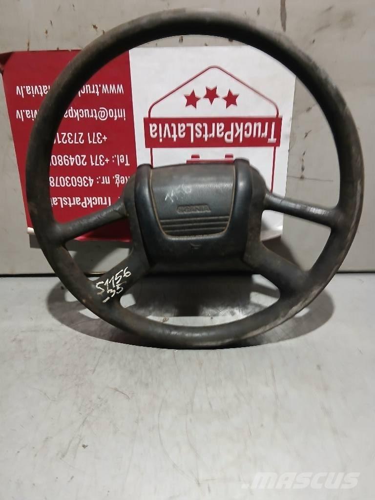 Scania 144    1327026 Ohjaamot ja sisustat