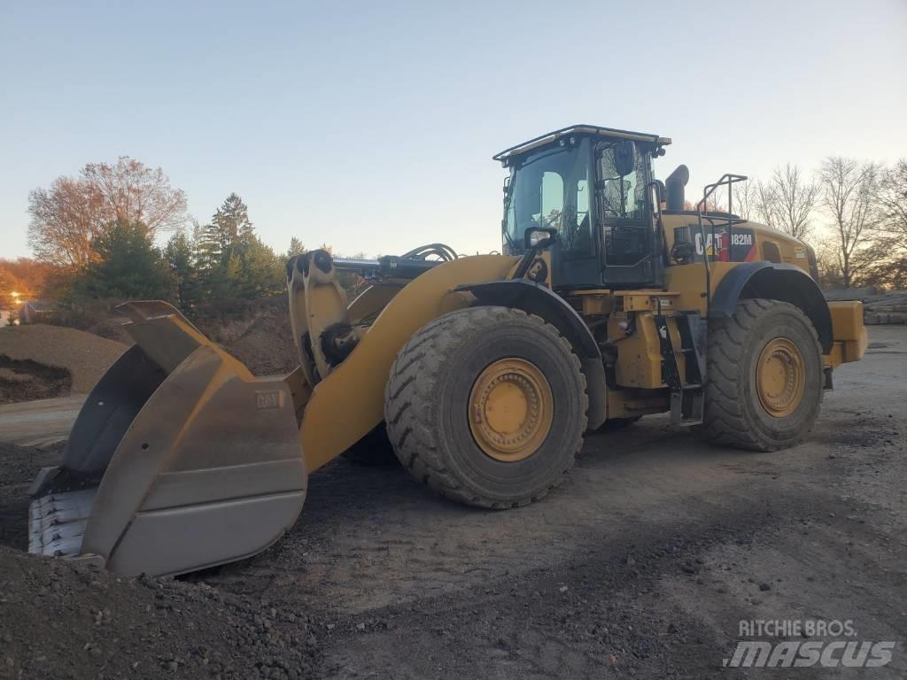 CAT 982 M Pyöräkuormaajat