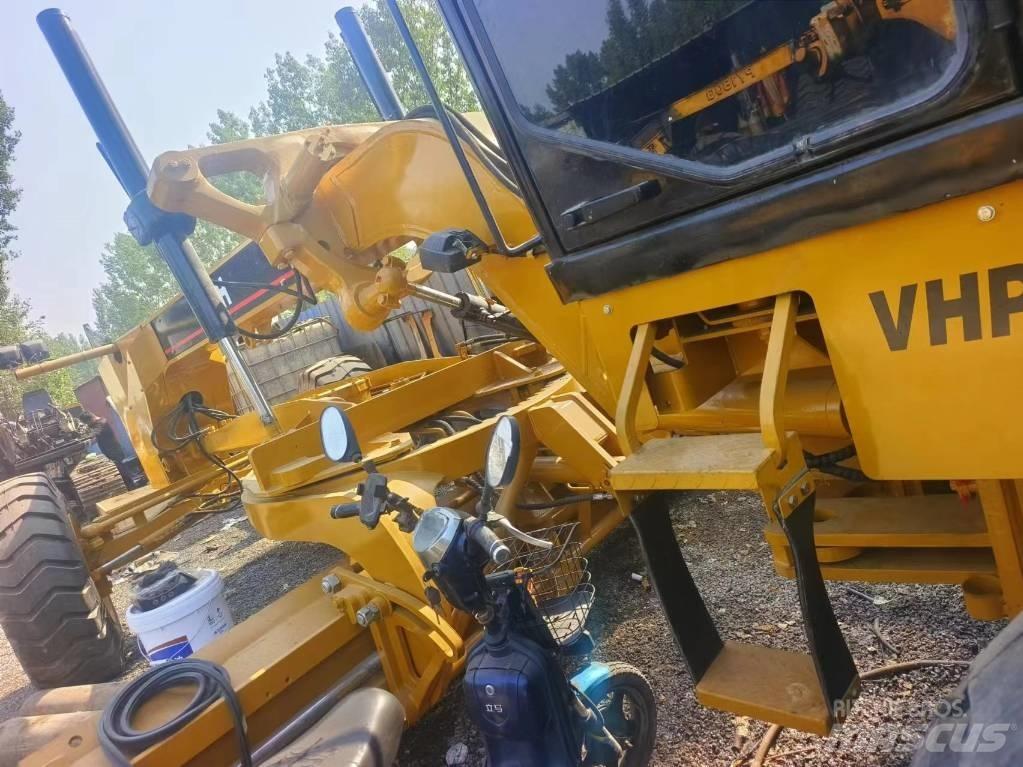 CAT 140H Tiehöylät