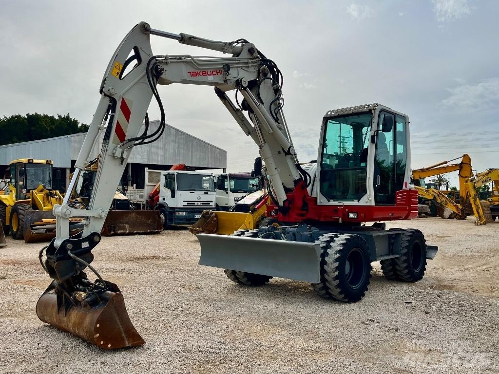 Takeuchi TB 295 Pyöräkaivukoneet