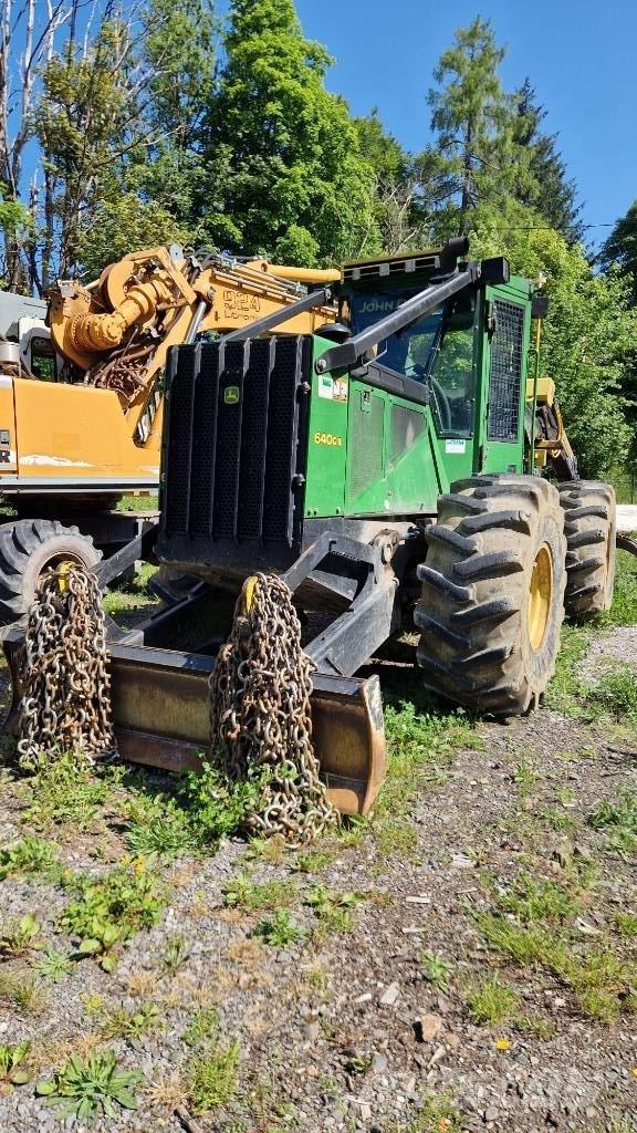 John Deere 640 G III Juontokoneet