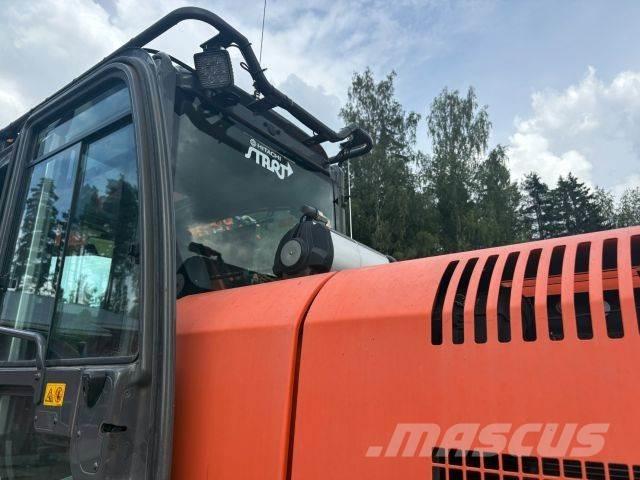Hitachi ZX170W-3 Pyöräkaivukoneet