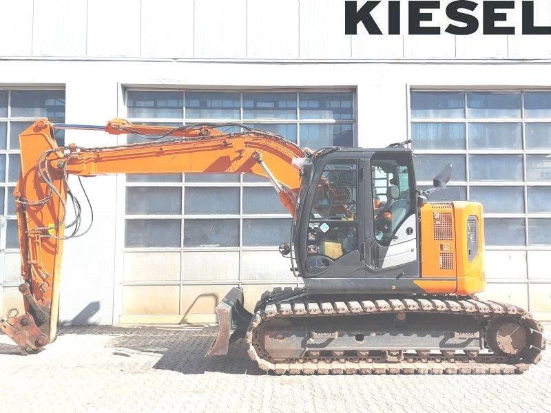 Hitachi ZX 135 US-6 Telakaivukoneet