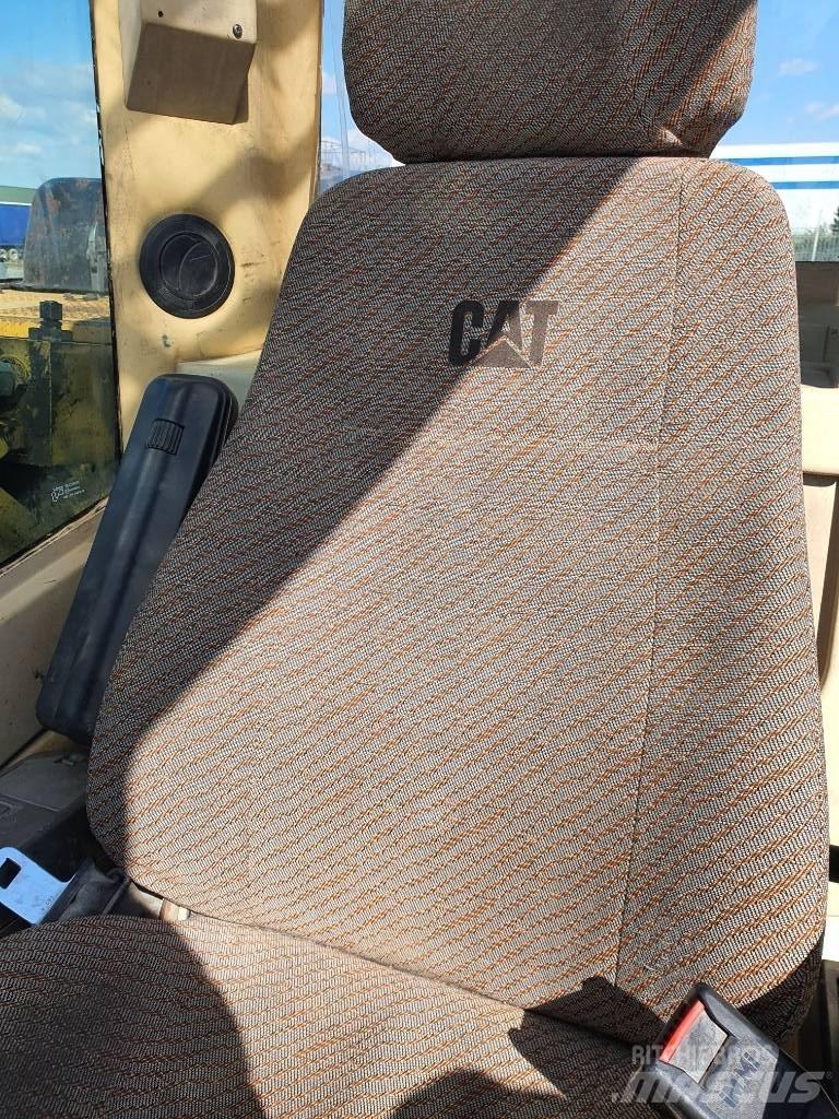 CAT 330 BL UHD Purkukoneet