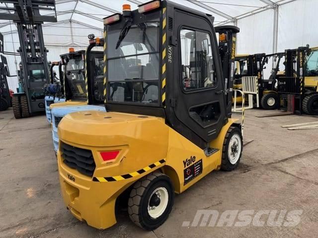Yale GDP 35 UX Dieseltrukit