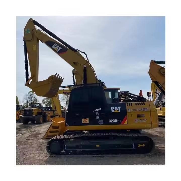 CAT 323 D2L Telakaivukoneet