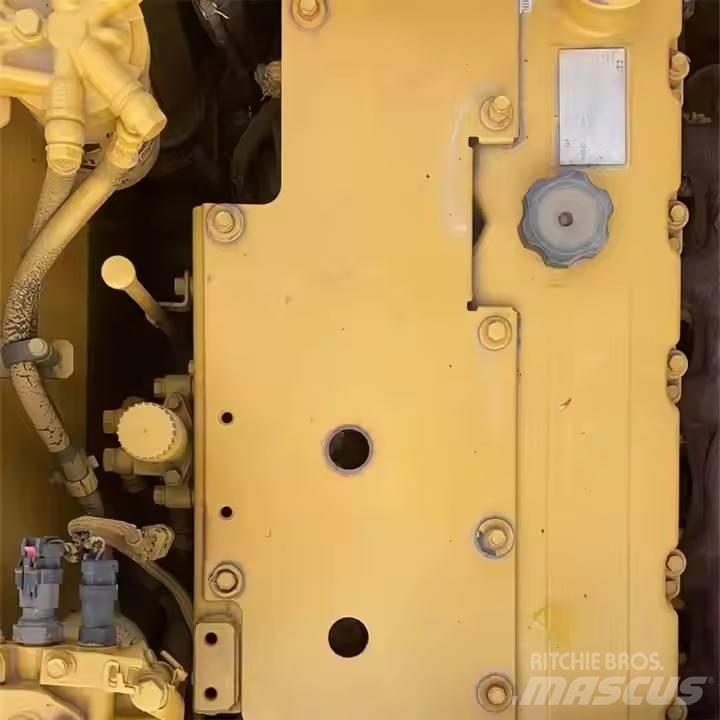 CAT 323 D2L Telakaivukoneet