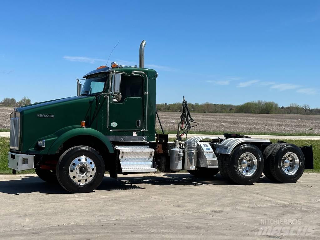 Kenworth T800 Vetopöytäautot