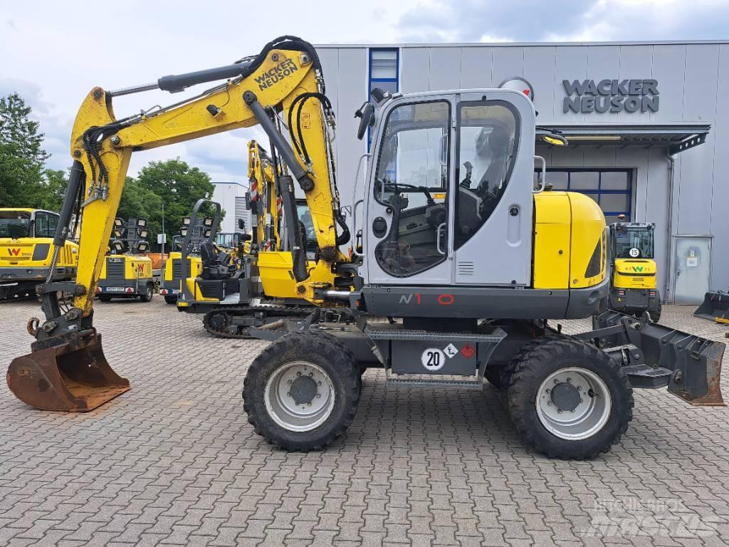 Wacker Neuson EW100 Pyöräkaivukoneet