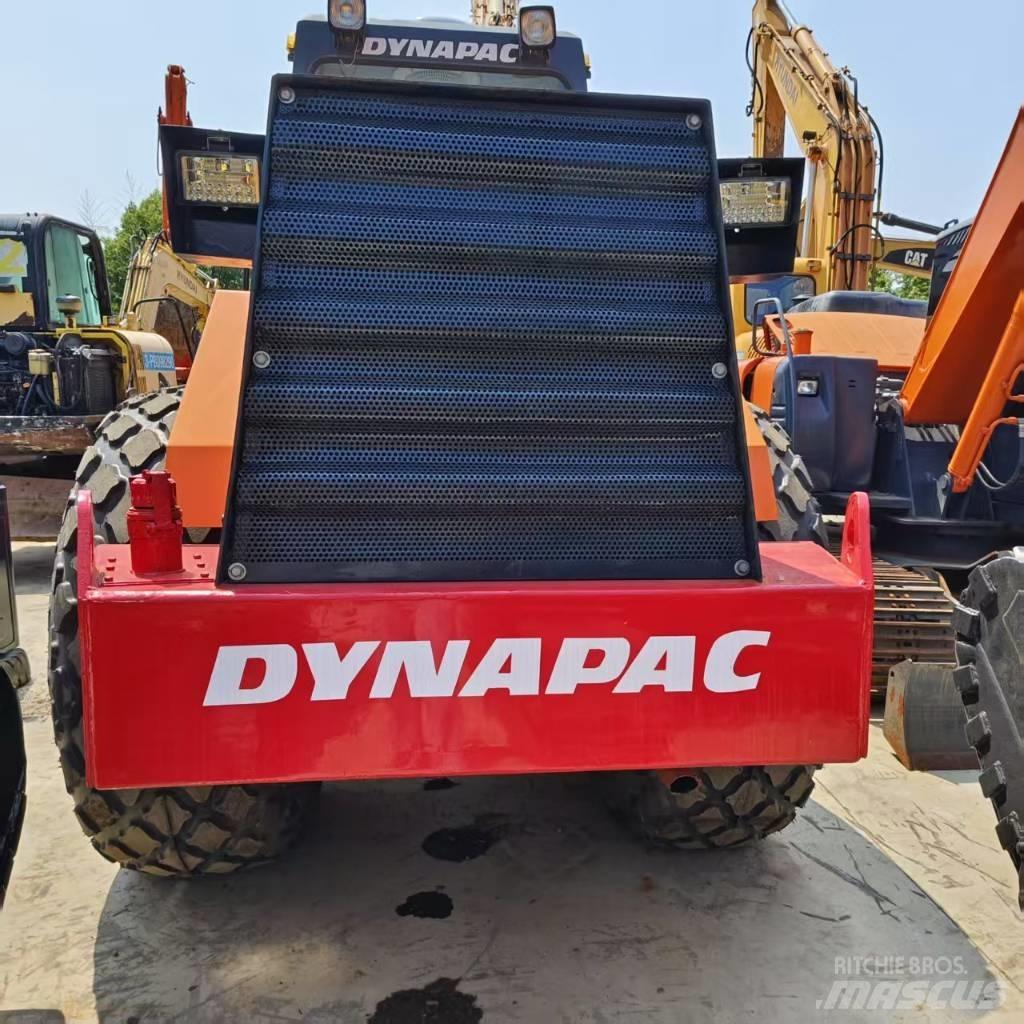 Dynapac CA25D Yksivalssijyrät