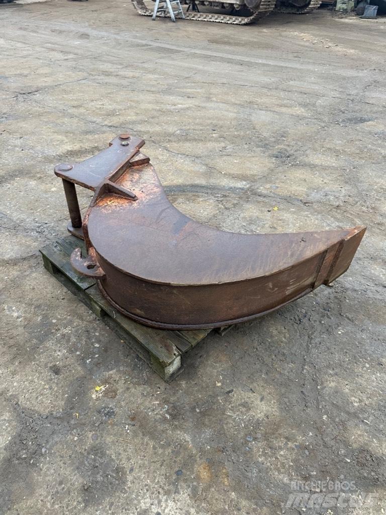  Andet S60 skovl Kauhat