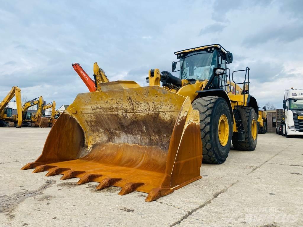 CAT 972 Pyöräkuormaajat