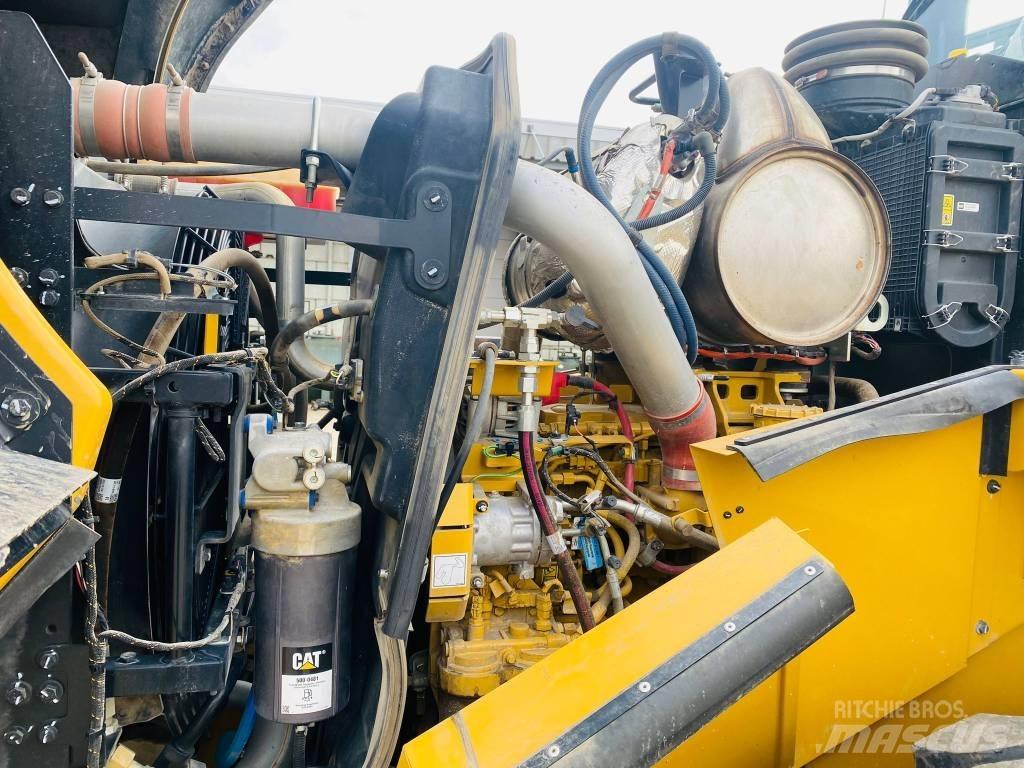 CAT 972 Pyöräkuormaajat