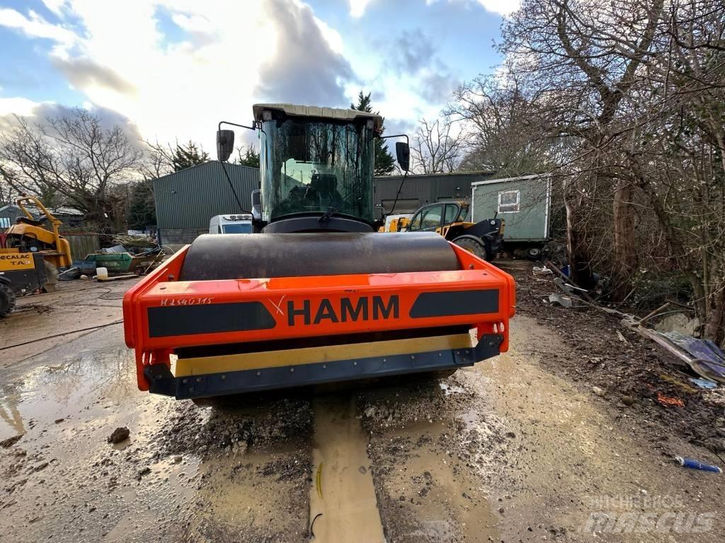 Hamm HC 130i Yksivalssijyrät