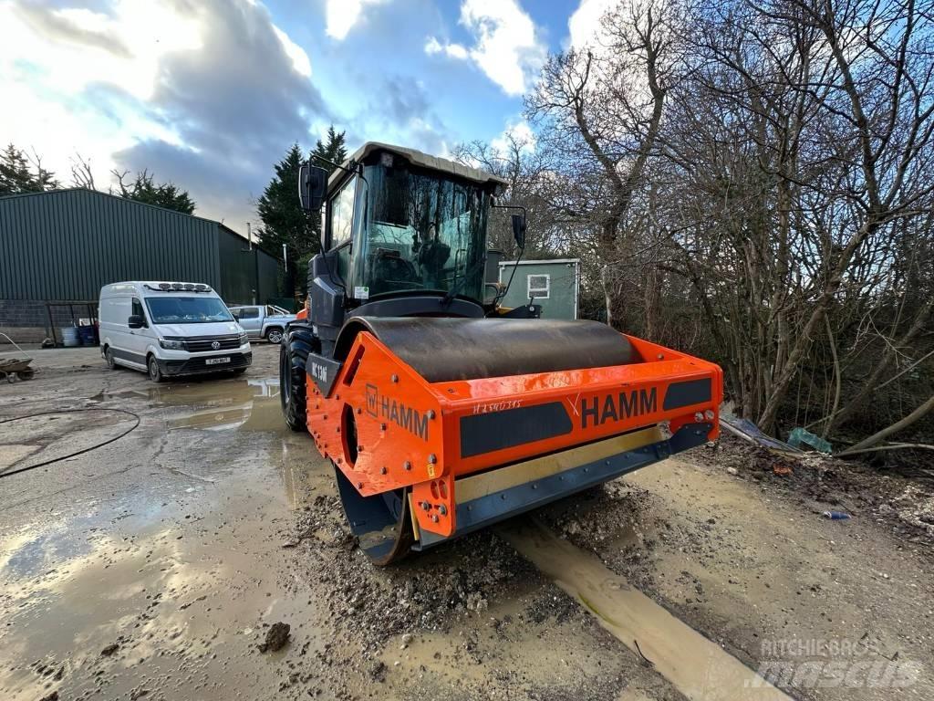 Hamm HC 130i Yksivalssijyrät