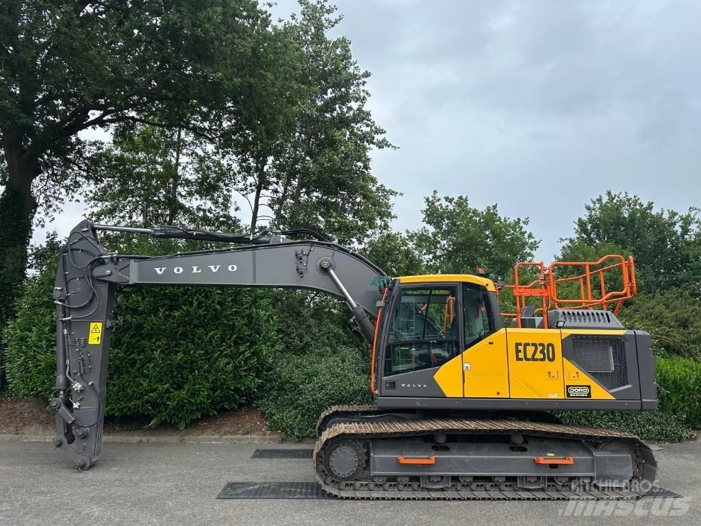 Volvo EC 230 Telakaivukoneet