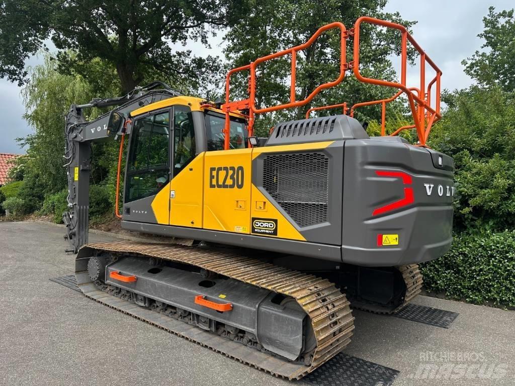 Volvo EC 230 Telakaivukoneet