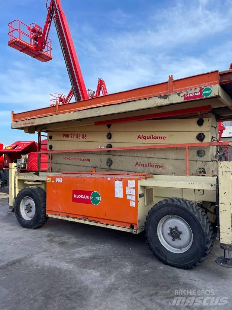JLG 210-25 Saksilavat