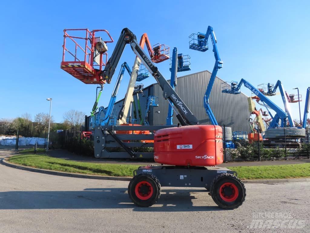 SkyJack SJ 46 AJ Kuukulkijat