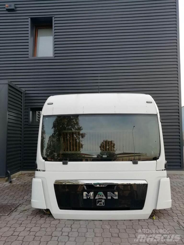 MAN TGX XLX EURO 5 Ohjaamot ja sisustat