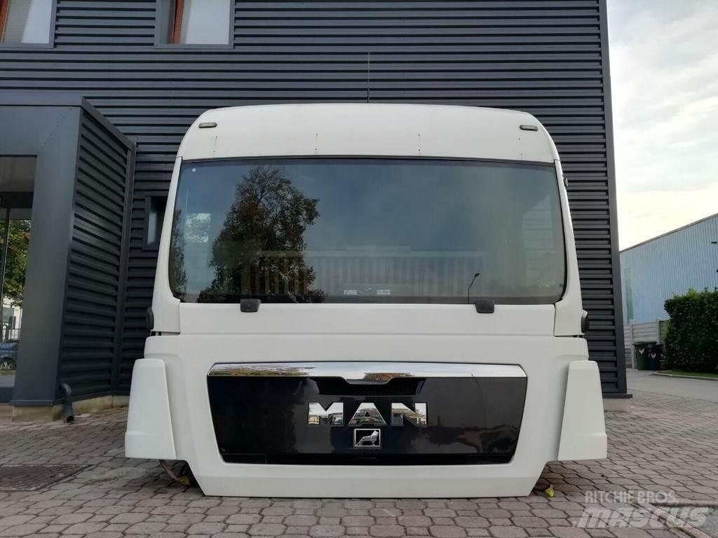 MAN TGX XLX EURO 5 Ohjaamot ja sisustat