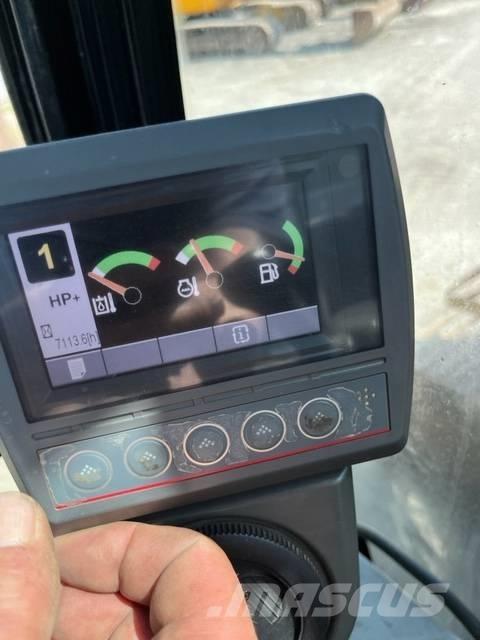 CAT 311 F LRR Telakaivukoneet