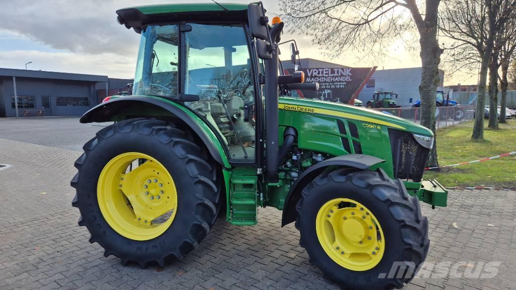 John Deere 5090 R Traktorit