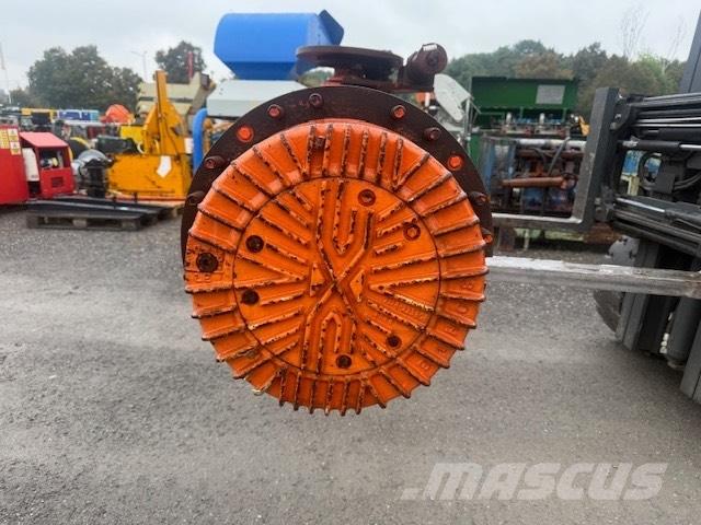 Daewoo Mega 300 III Akselit