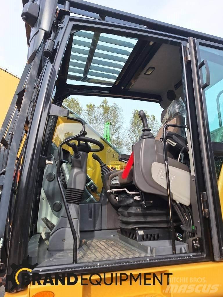 CAT MH3024 Jätteenkäsittelijät