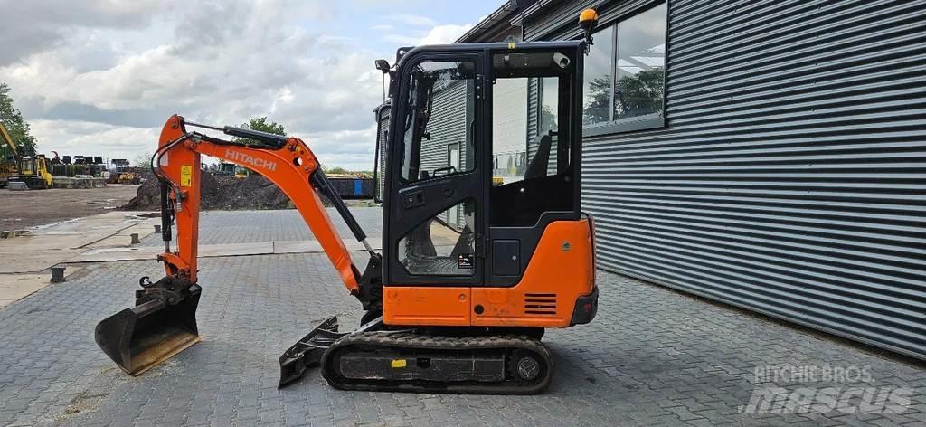 Hitachi ZX19-5 Minikaivukoneet < 7t