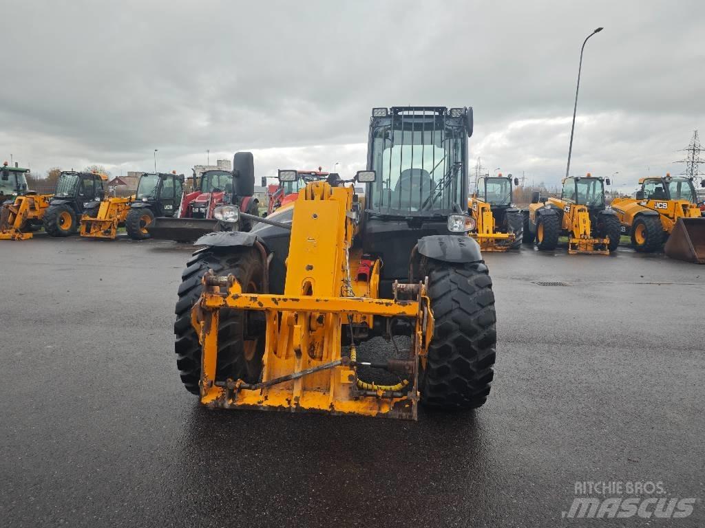 JCB 536-60 Agri Maatalouskurottajat