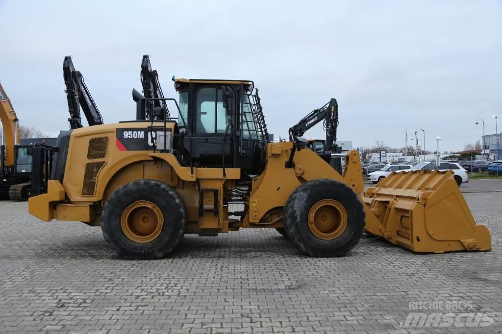 CAT 950M Pyöräkuormaajat