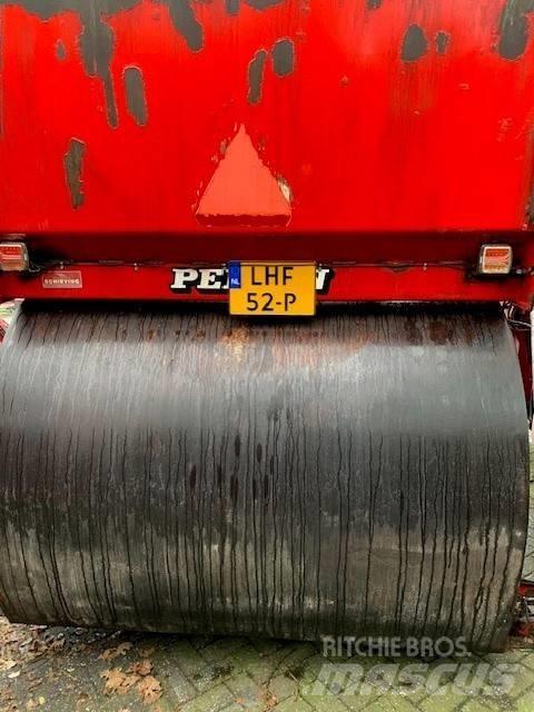 Peecon Biga VME100 Karjan ruokintalaitteet