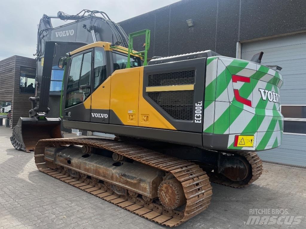 Volvo EC300EL Telakaivukoneet