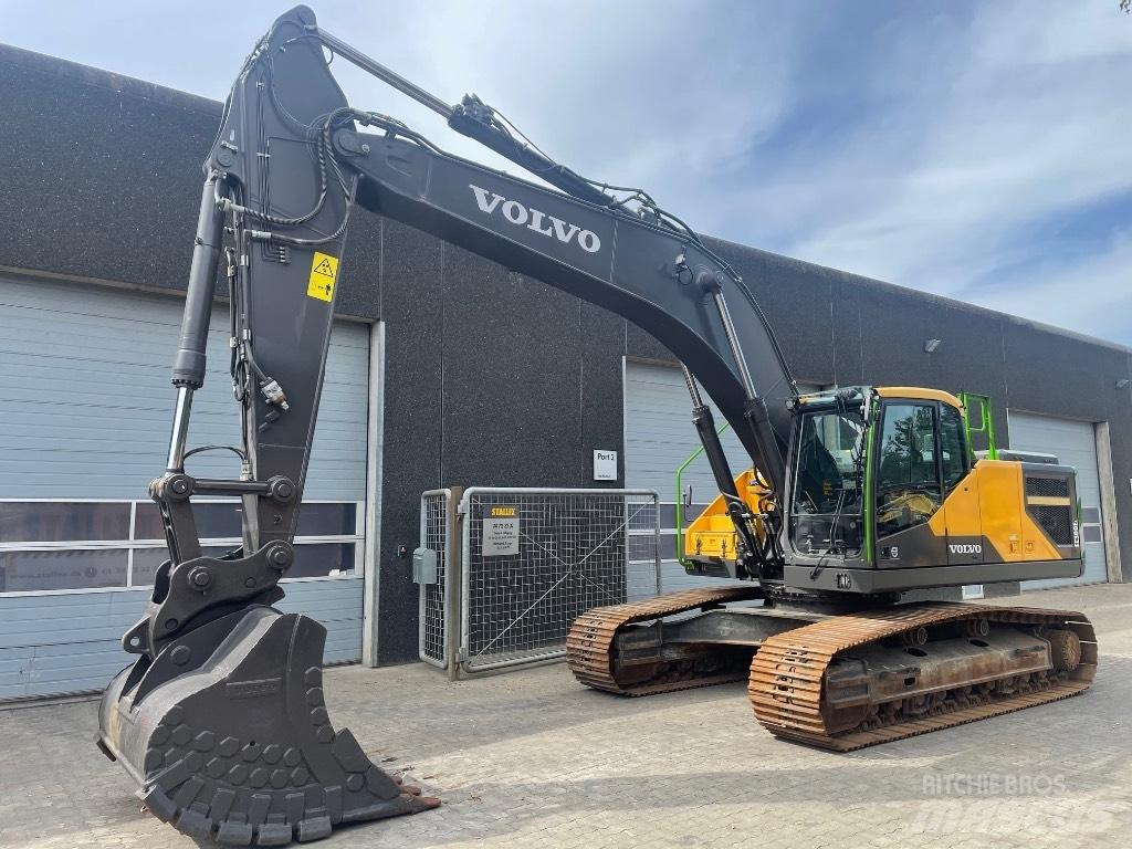 Volvo EC300EL Telakaivukoneet