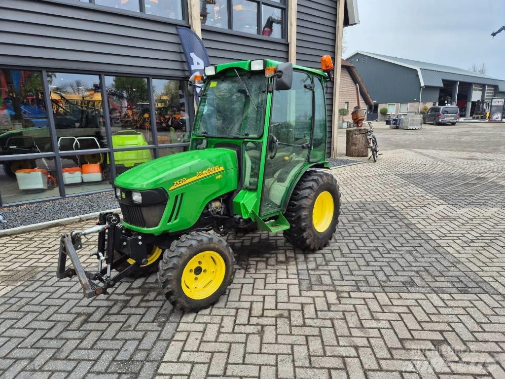 John Deere 2520 Taajamatraktorit