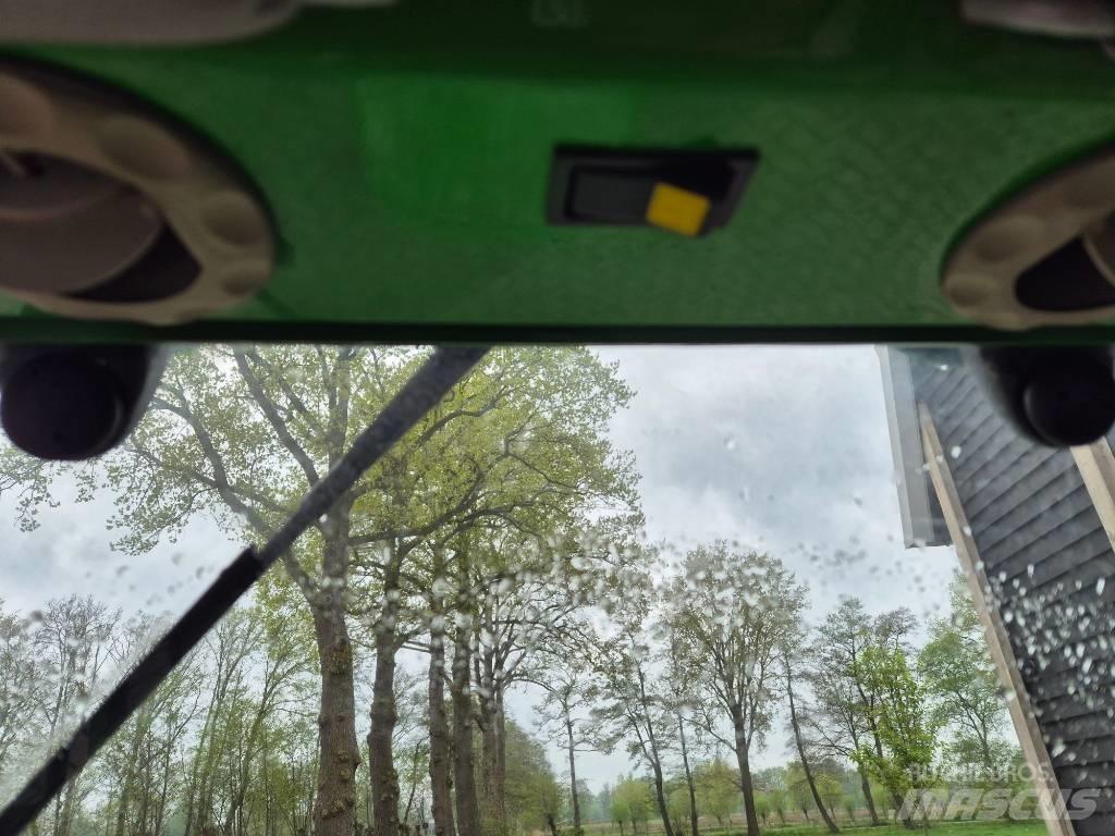 John Deere 2520 Taajamatraktorit