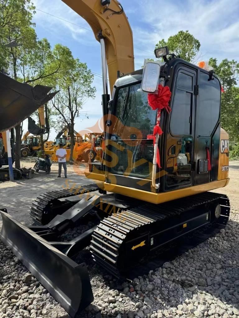 CAT 307 E2 Midikaivukoneet 7t - 12t