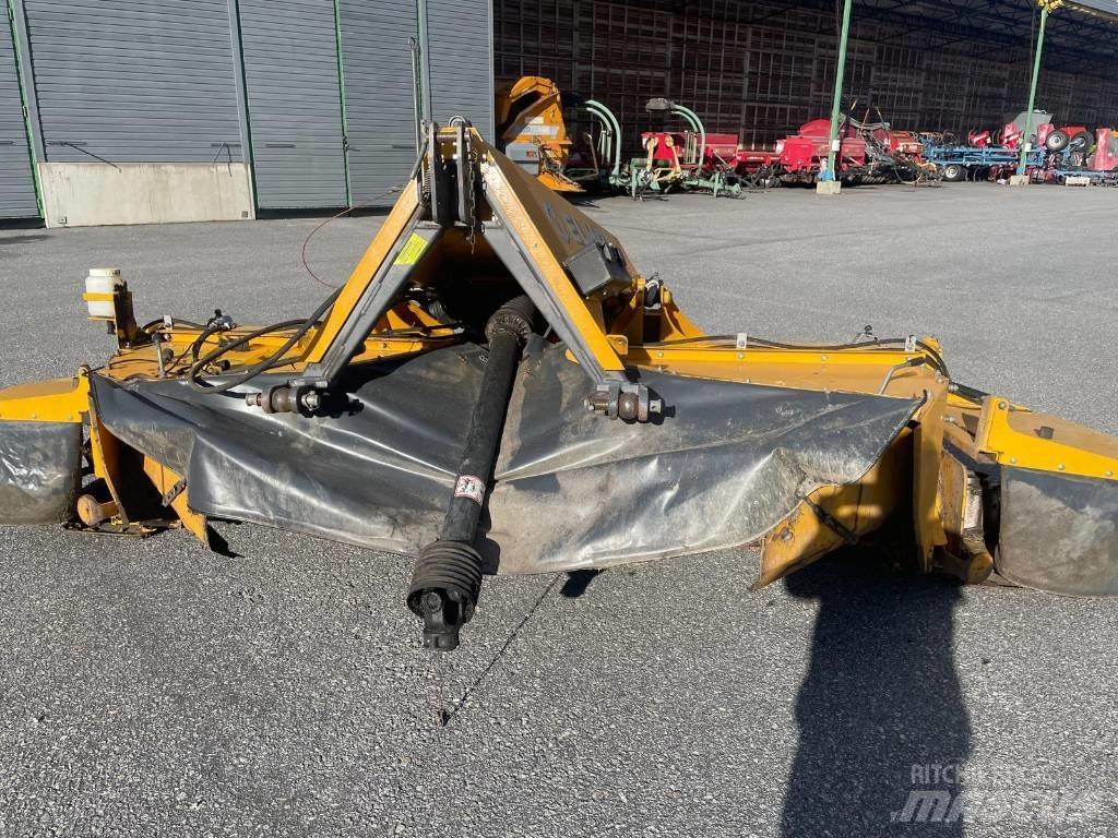 Elho 3700 Front Niittomurskaimet