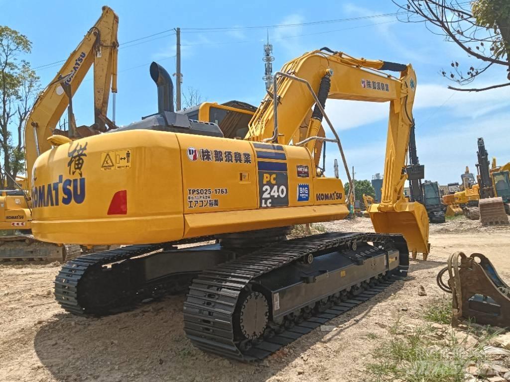 Komatsu PC 240 LC Telakaivukoneet