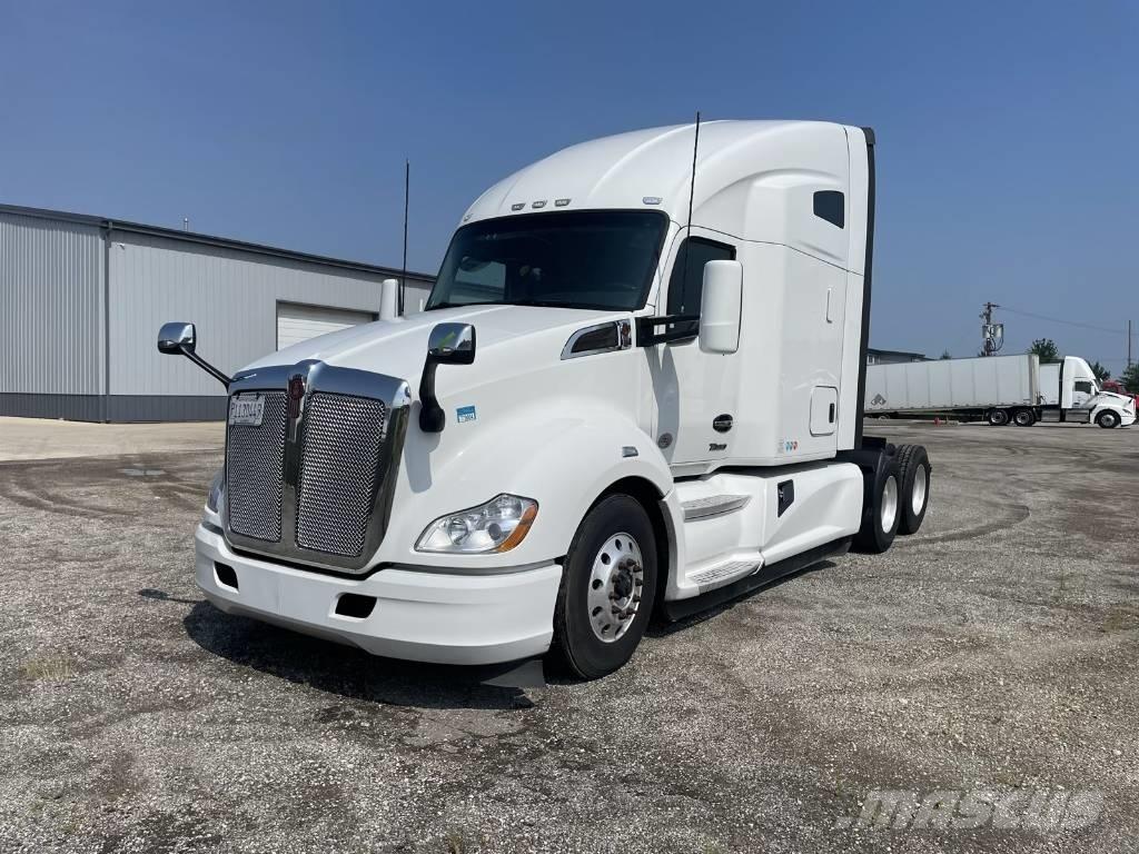 Kenworth T 680 Vetopöytäautot
