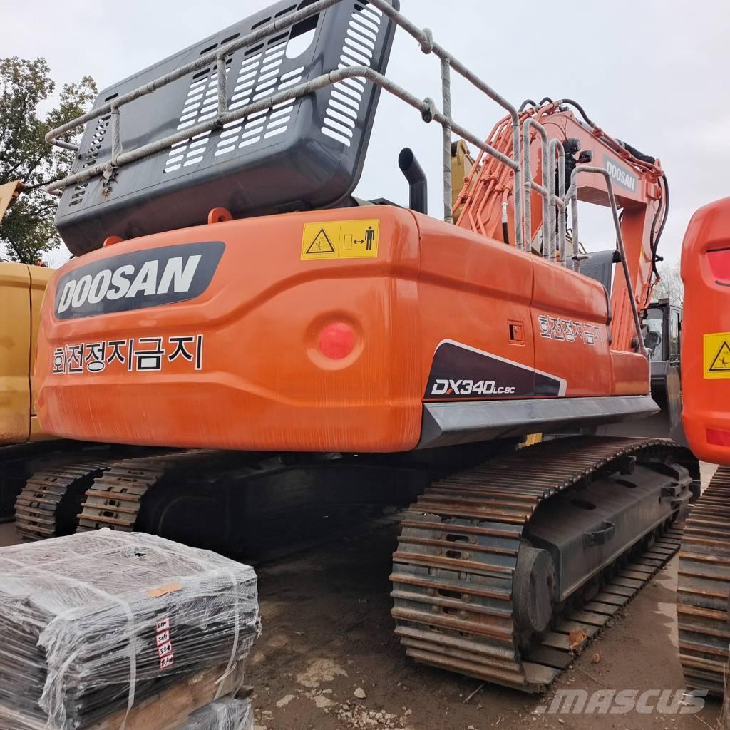 Doosan DX300LC-9C Telakaivukoneet