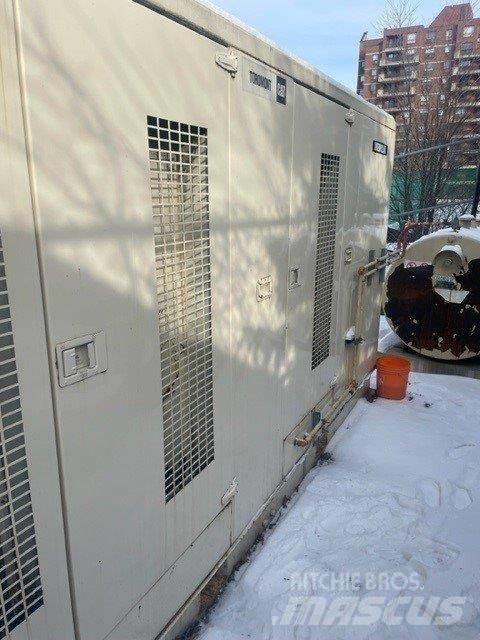 CAT XQ350, 600 Volt Dieselgeneraattorit