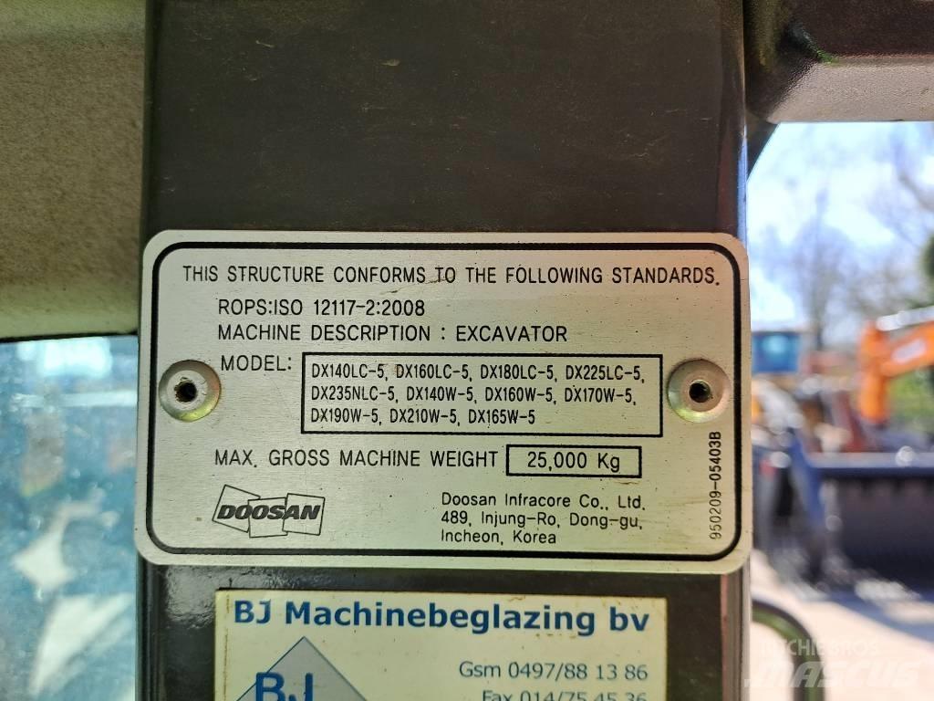 Doosan DX140W-5 Pyöräkaivukoneet
